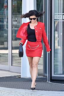 Katarzyna Cichopek feet photo thumbnail