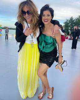 Katarzyna Cichopek feet photo thumbnail