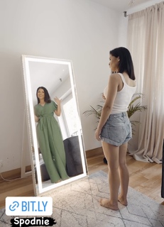 Katarzyna Cichopek feet photo thumbnail