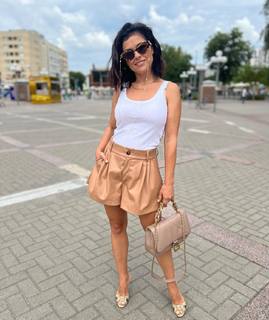 Katarzyna Cichopek feet photo thumbnail