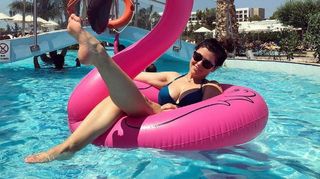 Katarzyna Cichopek feet photo thumbnail