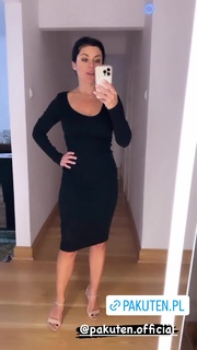 Katarzyna Cichopek feet photo thumbnail