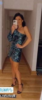 Katarzyna Cichopek feet photo thumbnail