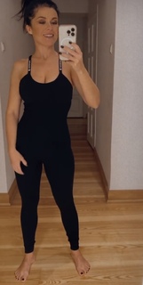 Katarzyna Cichopek feet photo thumbnail