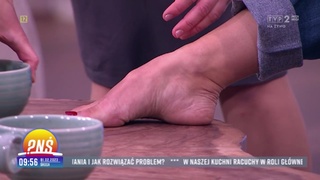 Katarzyna Cichopek feet photo thumbnail