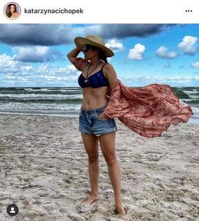 Katarzyna Cichopek feet photo thumbnail