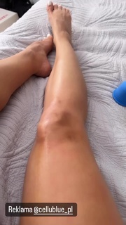 Katarzyna Cichopek feet photo thumbnail