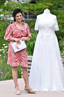 Katarzyna Cichopek feet photo thumbnail