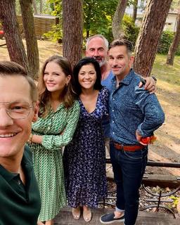 Katarzyna Cichopek feet photo thumbnail