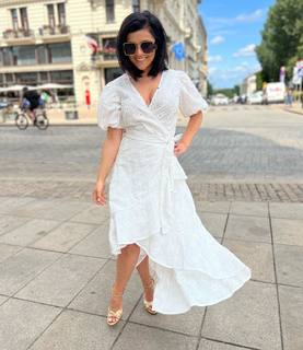 Katarzyna Cichopek feet photo thumbnail