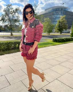 Katarzyna Cichopek feet photo thumbnail