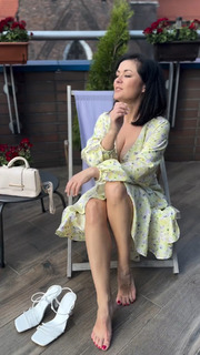 Katarzyna Cichopek feet photo thumbnail
