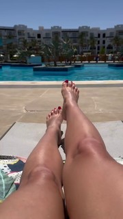 Katarzyna Cichopek feet photo thumbnail
