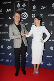 Katarzyna Cichopek feet photo thumbnail