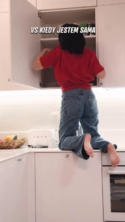 Katarzyna Cichopek feet photo thumbnail