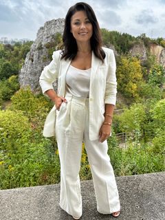 Katarzyna Cichopek feet photo thumbnail