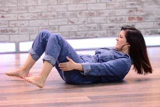 Katarzyna Cichopek feet photo thumbnail