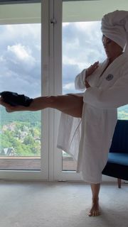 Katarzyna Cichopek feet photo 14