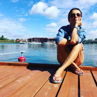 Katarzyna Glinka feet photo thumbnail