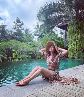 Katarzyna Glinka feet photo thumbnail