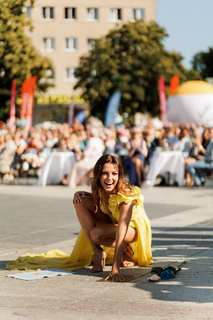 Katarzyna Glinka feet photo thumbnail