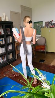 Katarzyna Sawczuk feet photo 10