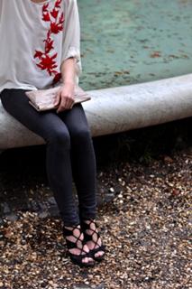 Katarzyna Tusk feet photo thumbnail