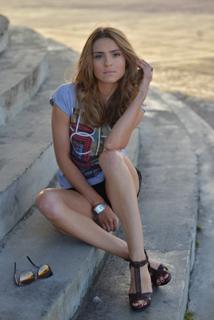 Katarzyna Tusk feet photo thumbnail