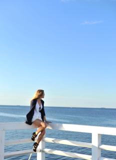 Katarzyna Tusk feet photo thumbnail