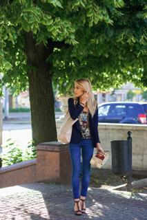 Katarzyna Tusk feet photo thumbnail