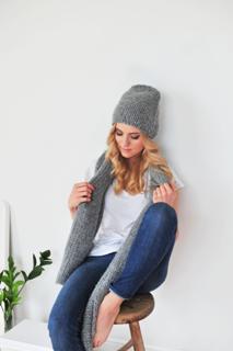 Katarzyna Tusk feet photo thumbnail