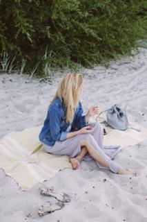 Katarzyna Tusk feet photo thumbnail