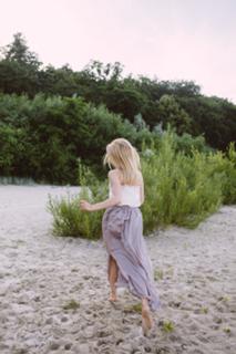 Katarzyna Tusk feet photo thumbnail