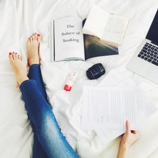 Katarzyna Tusk feet photo thumbnail