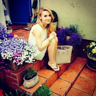 Katarzyna Tusk feet photo thumbnail