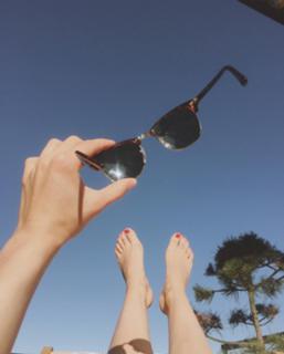 Katarzyna Tusk feet photo thumbnail