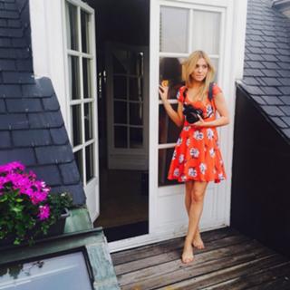 Katarzyna Tusk feet photo thumbnail