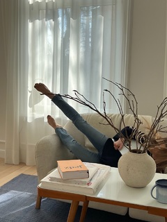 Katarzyna Tusk feet photo thumbnail