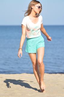 Katarzyna Tusk feet photo thumbnail