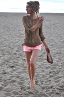 Katarzyna Tusk feet photo thumbnail