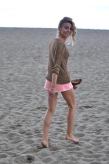 Katarzyna Tusk feet photo thumbnail