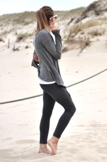 Katarzyna Tusk feet photo thumbnail