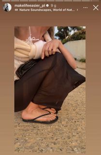 Katarzyna Tusk feet photo thumbnail