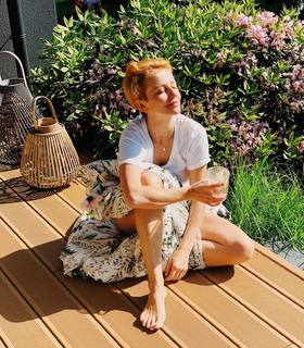 Katarzyna Zielinska feet photo thumbnail
