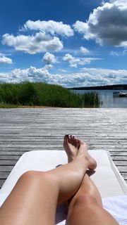 Katarzyna Zielinska feet photo thumbnail