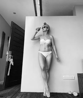 Katarzyna Zielinska feet photo thumbnail