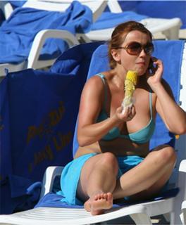 Katarzyna Zielinska feet photo thumbnail