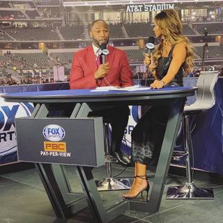 Kate Abdo feet photo thumbnail