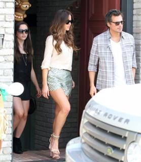 Kate Beckinsale feet photo thumbnail