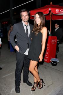 Kate Beckinsale feet photo thumbnail